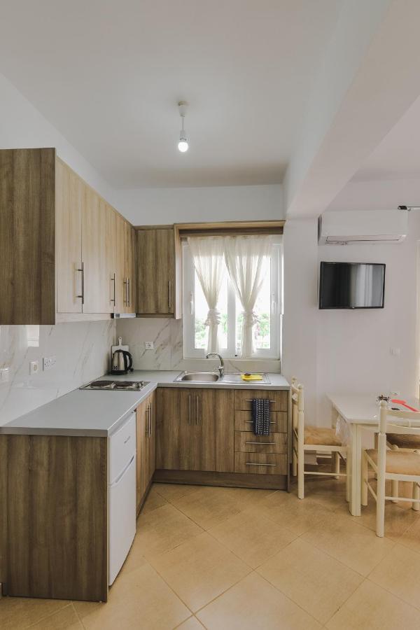 Near The Sea Apartments Nano Ksamil Exterior foto
